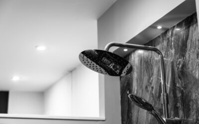 Sostituire la vasca con la doccia: vantaggi, tempi e cosa sapere prima di iniziare